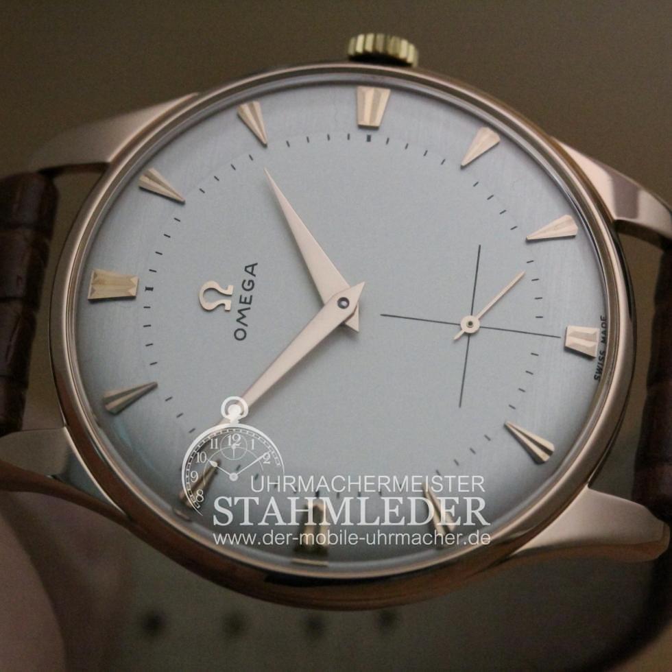 Rosegoldene 18kt Omega Dresswatch komplett restauriert